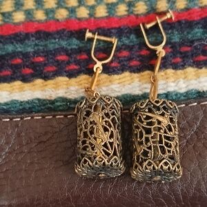 Vintage Intricate Filligree Scroll Barrel Earrings Screwbacks